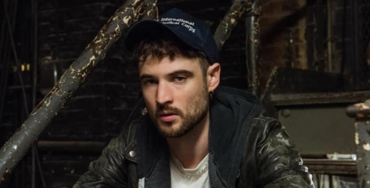 Tom Sturridge Net Worth