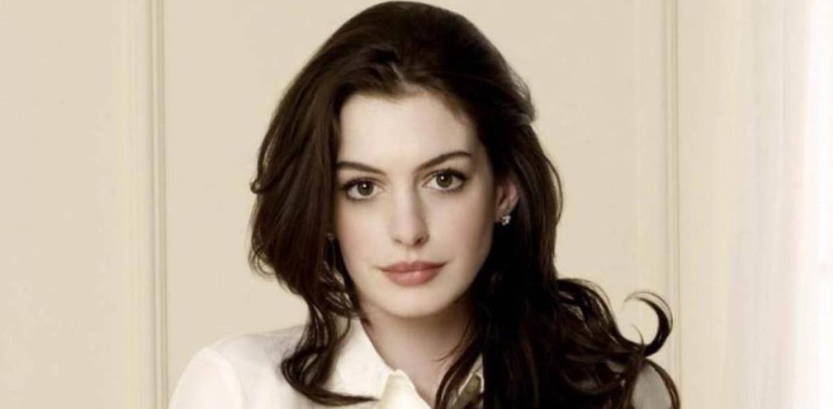 Anne Hathaway Net Worth