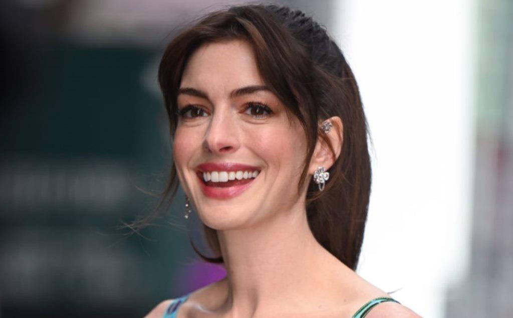 Anne Hathaway Net Worth