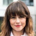 Linda Cardellini Net Worth 2024: How Much is the ‘Dead to Me’ Actress Worth?