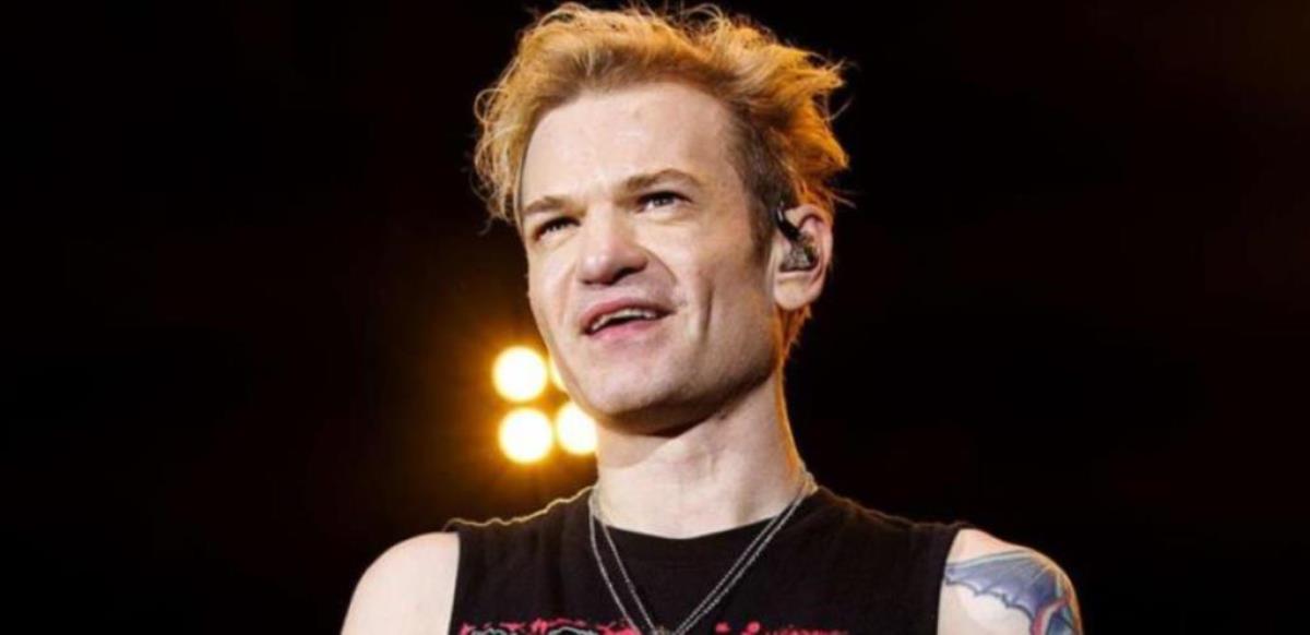 Deryck Whibley Net Worth
