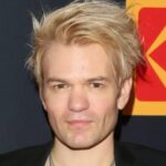 Deryck Whibley Net Worth 2024: How Much is the Sum 41 Frontman Worth?