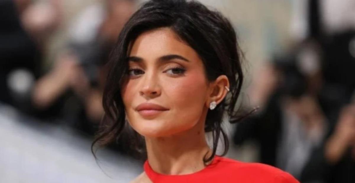 Kylie Jenner Net Worth: Stellar Financial Growth Kylie Jenner Net Worth