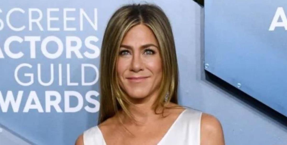 Jennifer Aniston Net Worth: Triumph Beyond Fame Jennifer Aniston Net Worth