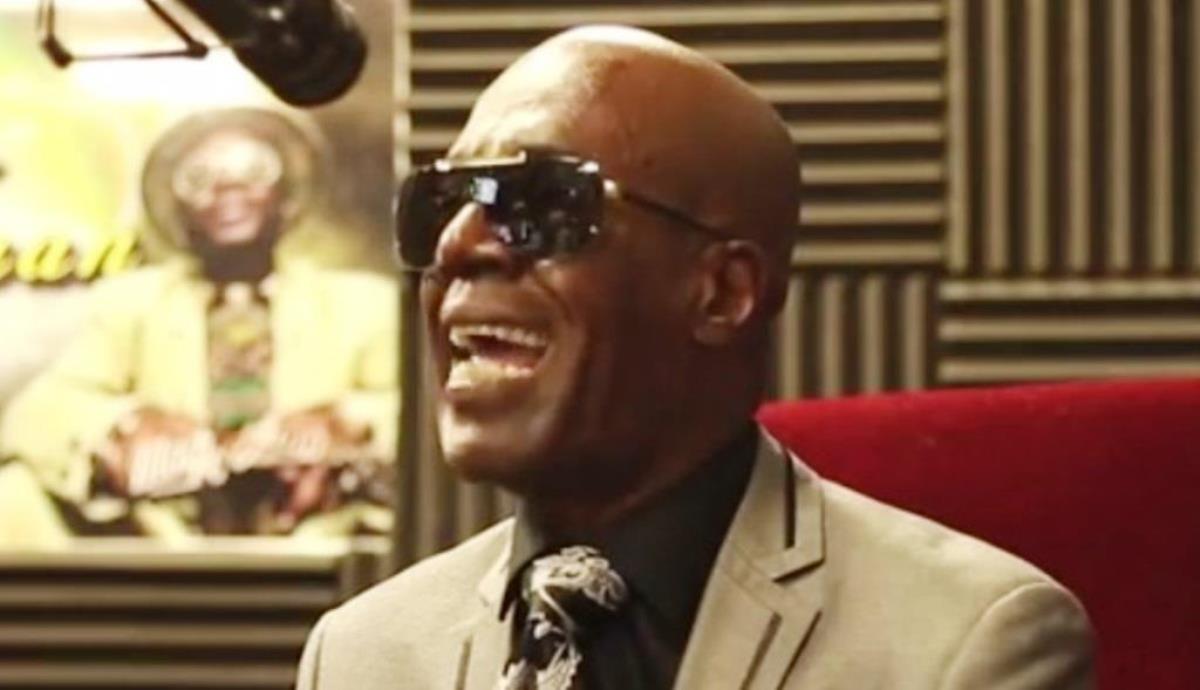 Aaron Hall Net Worth