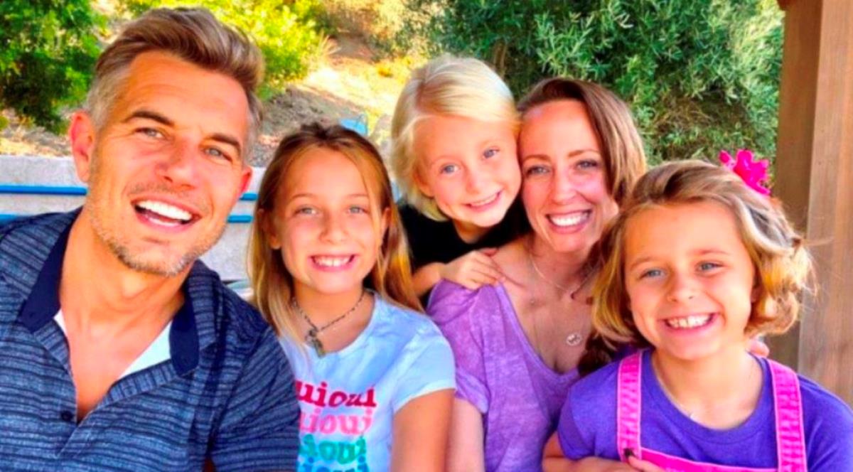 Nick Hexum Net Worth
