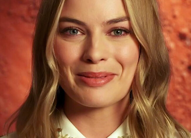 Margot Robbie portrait
