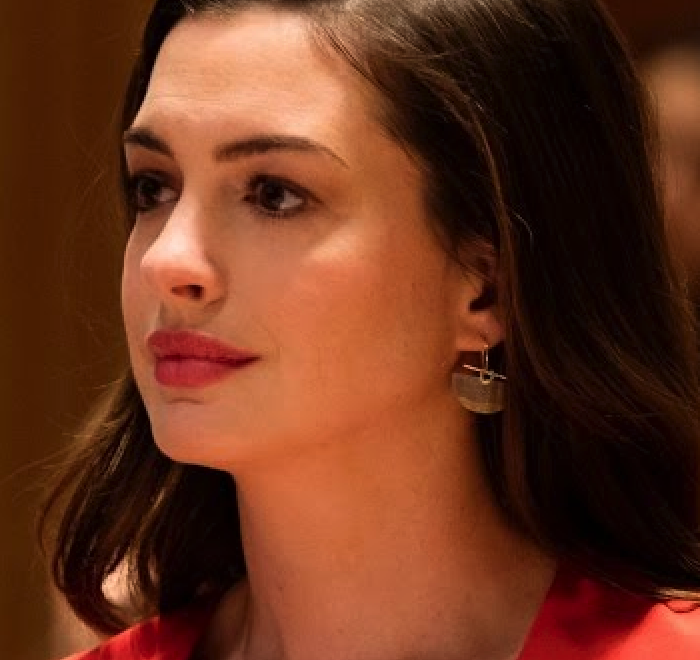 Anne Hathaway portrait
