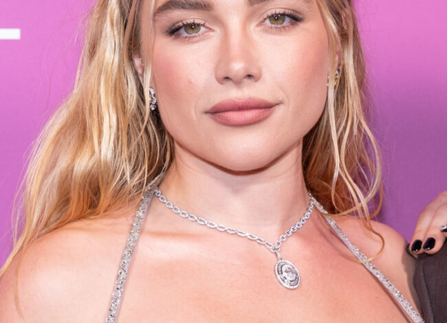 Florence Pugh portrait