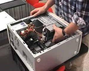 PCにハードドライブまたはSSDをマウントする方法