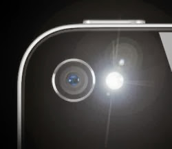 スマートフォンでフラッシュを使用する