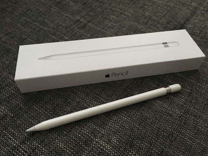Apple Pencilと箱