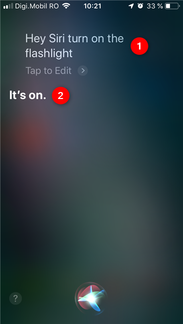 Siriに懐中電灯をつけるように頼む
