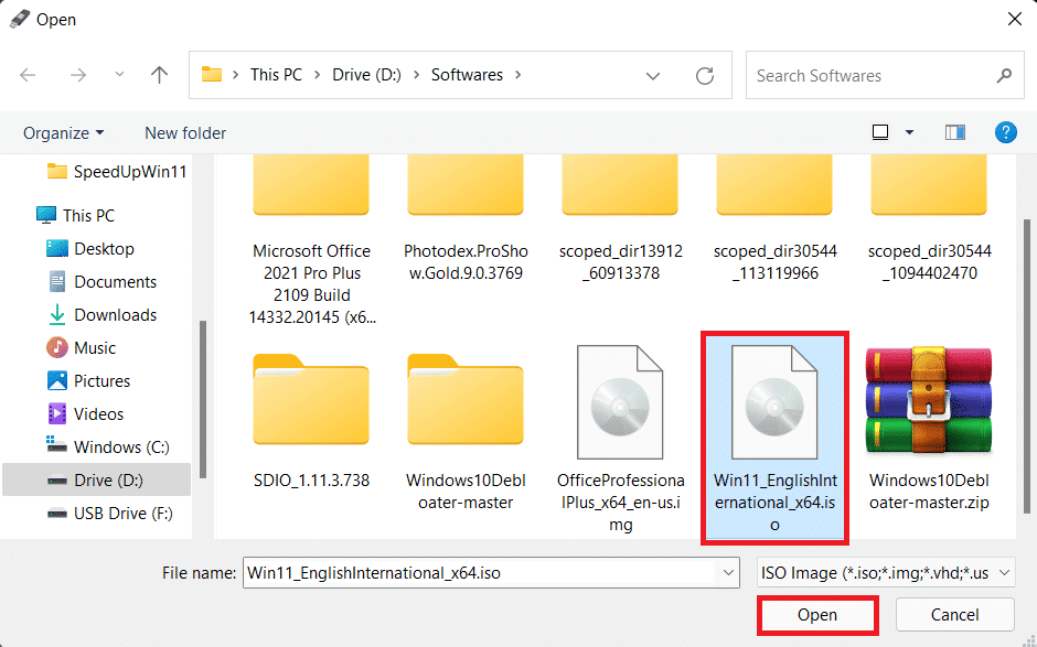 Windows 11 ISO の選択 Windows 11 用の起動可能な USB ドライブを作成する方法