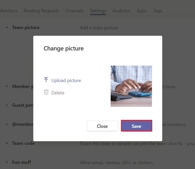 [保存]をクリックして、Microsoft Teams のチーム アバターを変更します