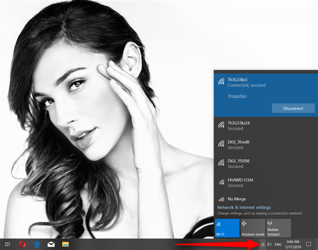Windows 10 でワイヤレス ネットワークに接続する