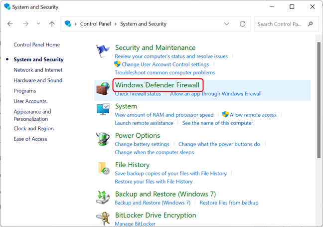 コントロール パネルから Windows Defender ファイアウォールを開く