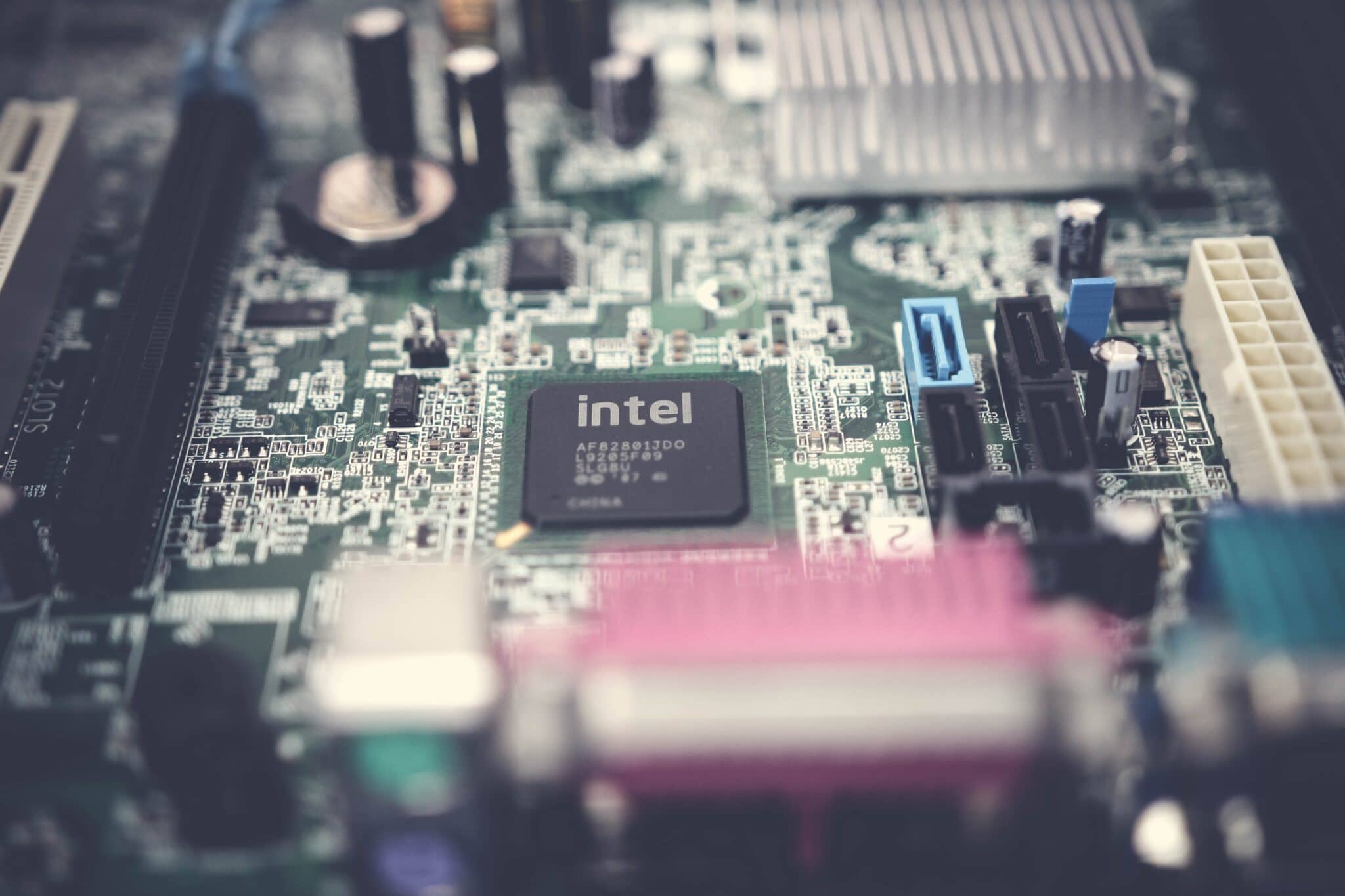 インテルプロセッサーの世代を確認する方法