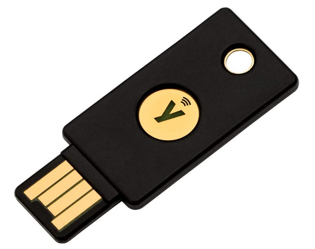 Yubico YubiKey 5 NFC (USB および NFC セキュリティ キー)