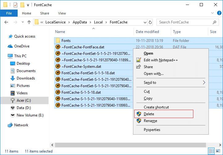 FontCache フォルダーをダブルクリックし、その内容をすべて削除します。