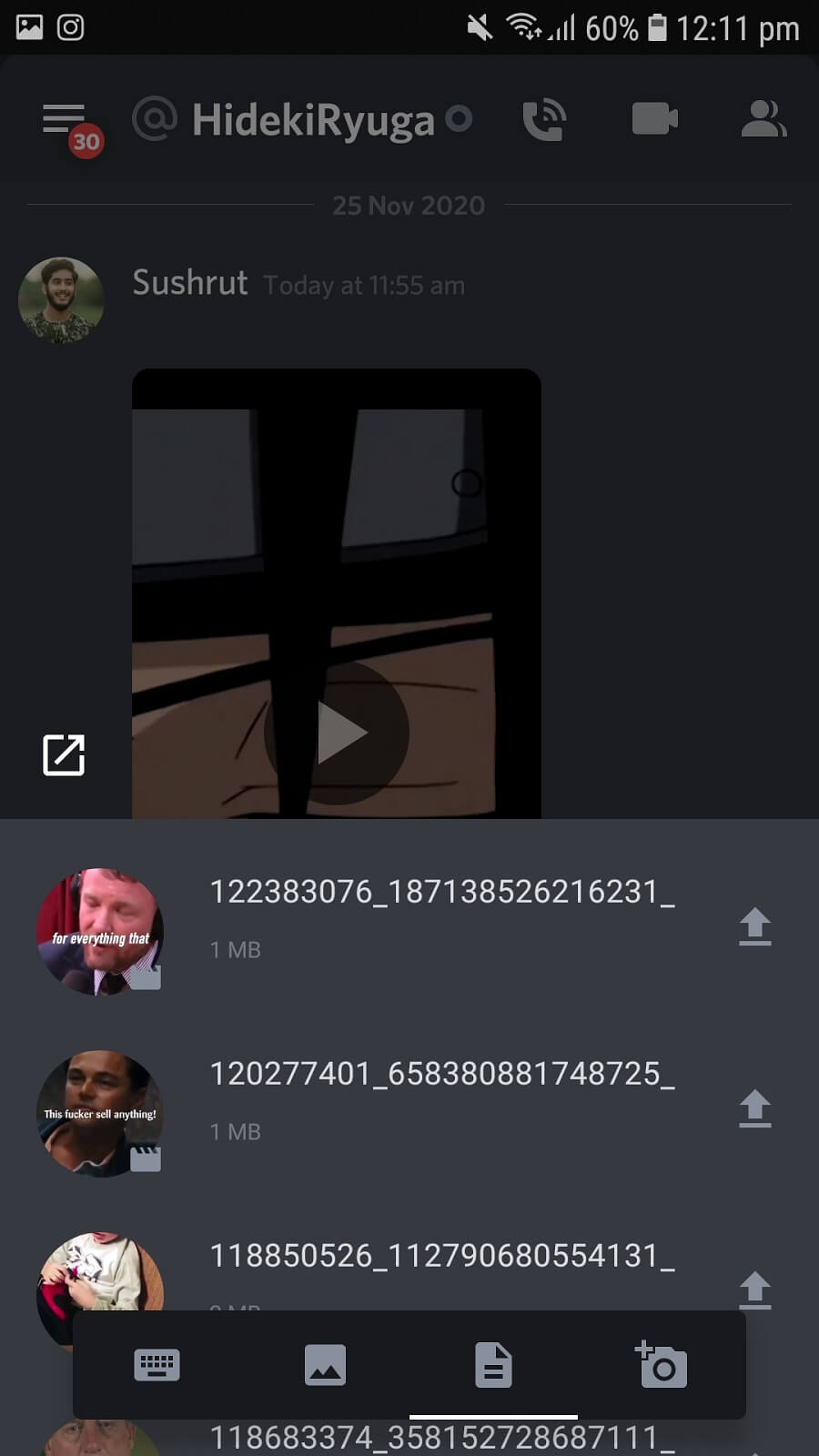 画像アイコンをクリックして、事前に録画されたビデオをアップロードします |  Discord から動画をダウンロードする