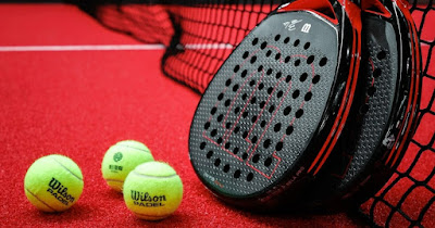 Padel をプレイするためのアプリとサイト パデルの一致を検索