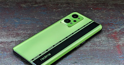 Realme 強力で安価な携帯電話 実際の電話