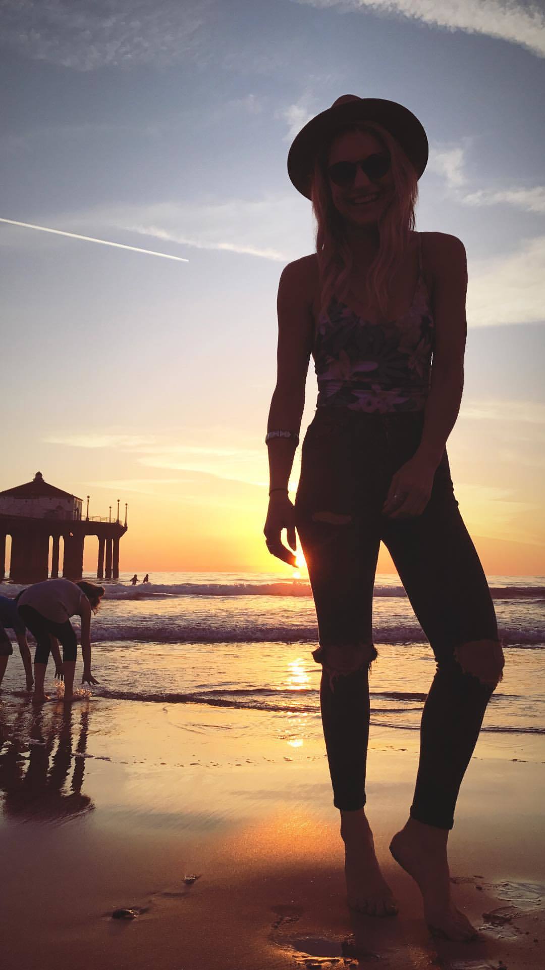 chelsea-briggs-feet-celeb-feet