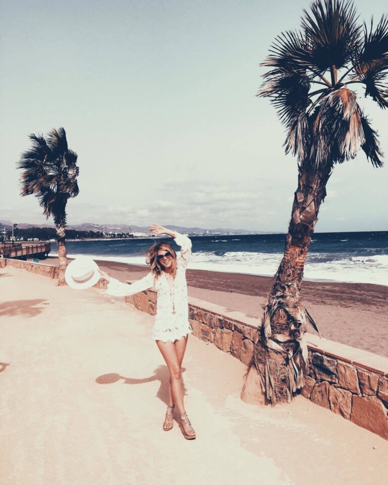 Laurence Ashley Feet ⭐Celeb Feet