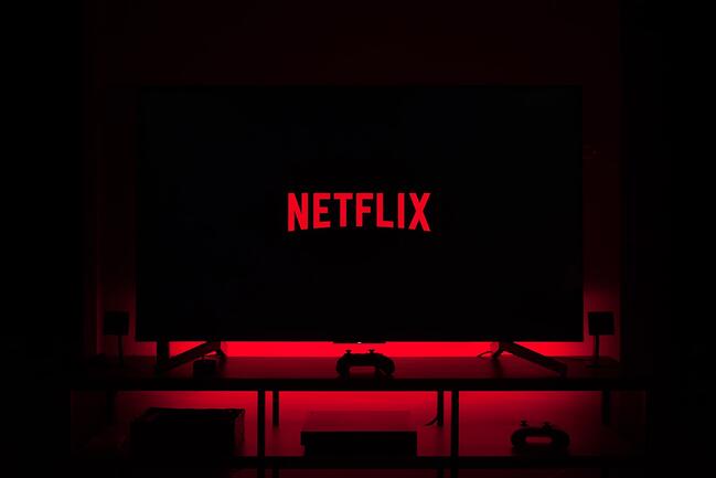 tipos de fuente: el logotipo de netflix usa fuentes sans-serif