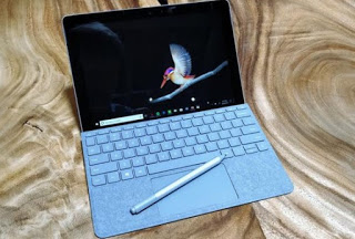 Vista frontal de Surface Go