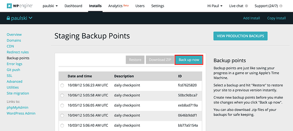 Botón de copia de seguridad resaltado en rojo en el tablero de WP Engine