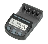 Cargador Technoline BC 700