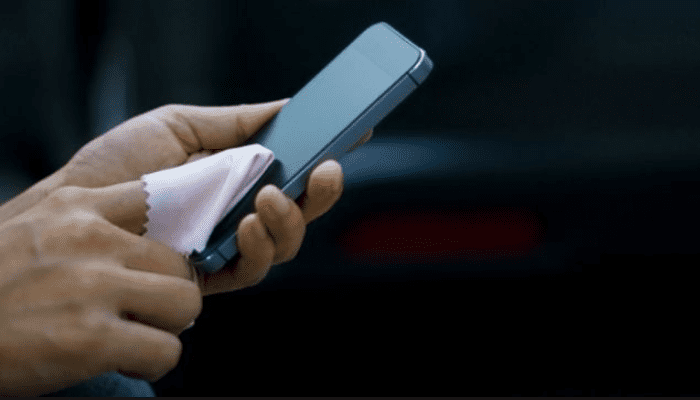 eliminar puntos negros de la pantalla del movil