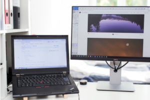 ¿Cómo convierto mi laptop en una computadora de escritorio?