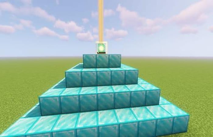 Base piramidal para el faro