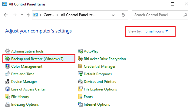 Ahora, haga clic en Copia de seguridad y restauración (Windows 7) y siga las instrucciones en pantalla para restaurar su sistema cuando sea necesario