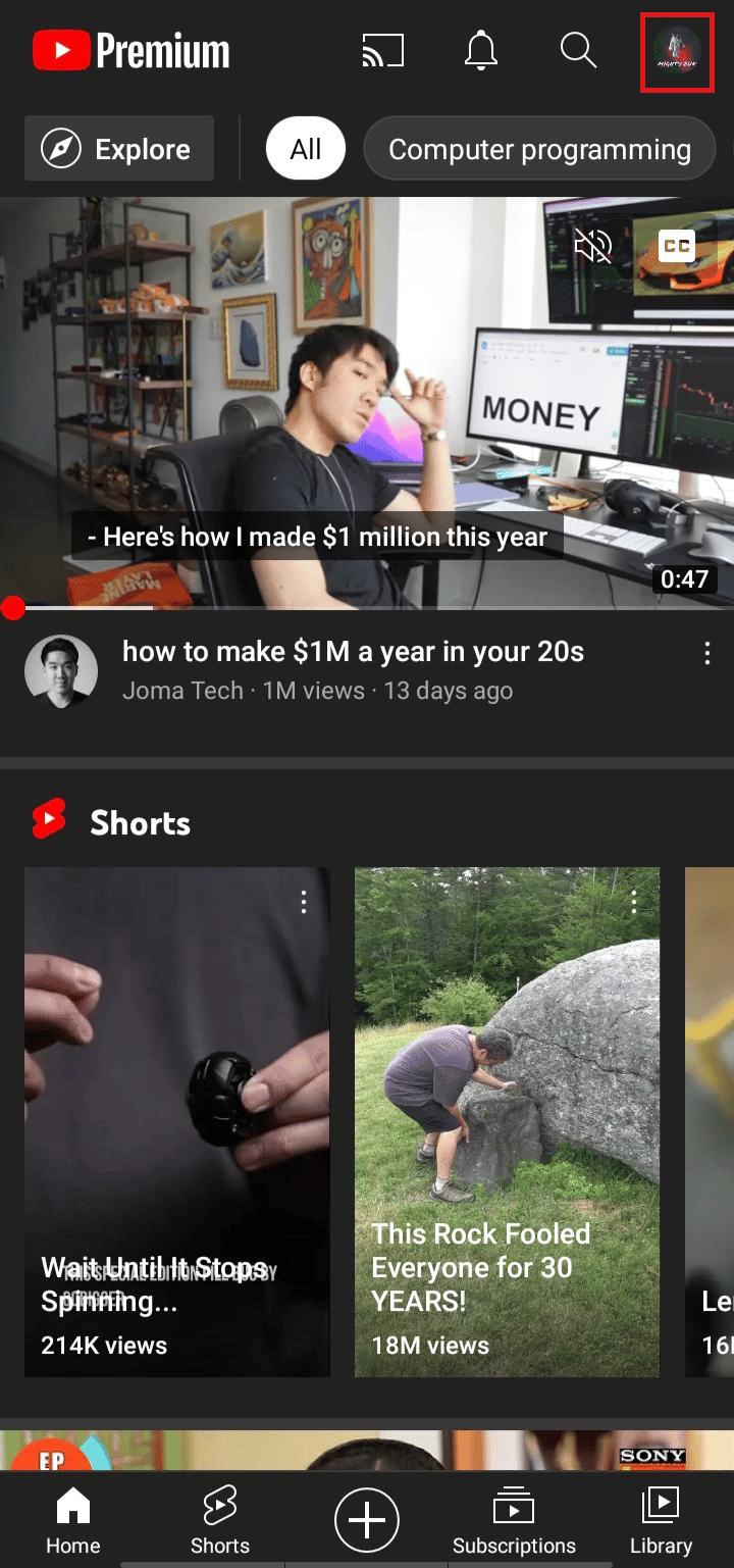 Toque el ícono de perfil en la esquina superior derecha de la pantalla.  |  ¿Qué es el Plan familiar en YouTube Premium?
