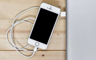 iPhone conectado Cable de iPhone