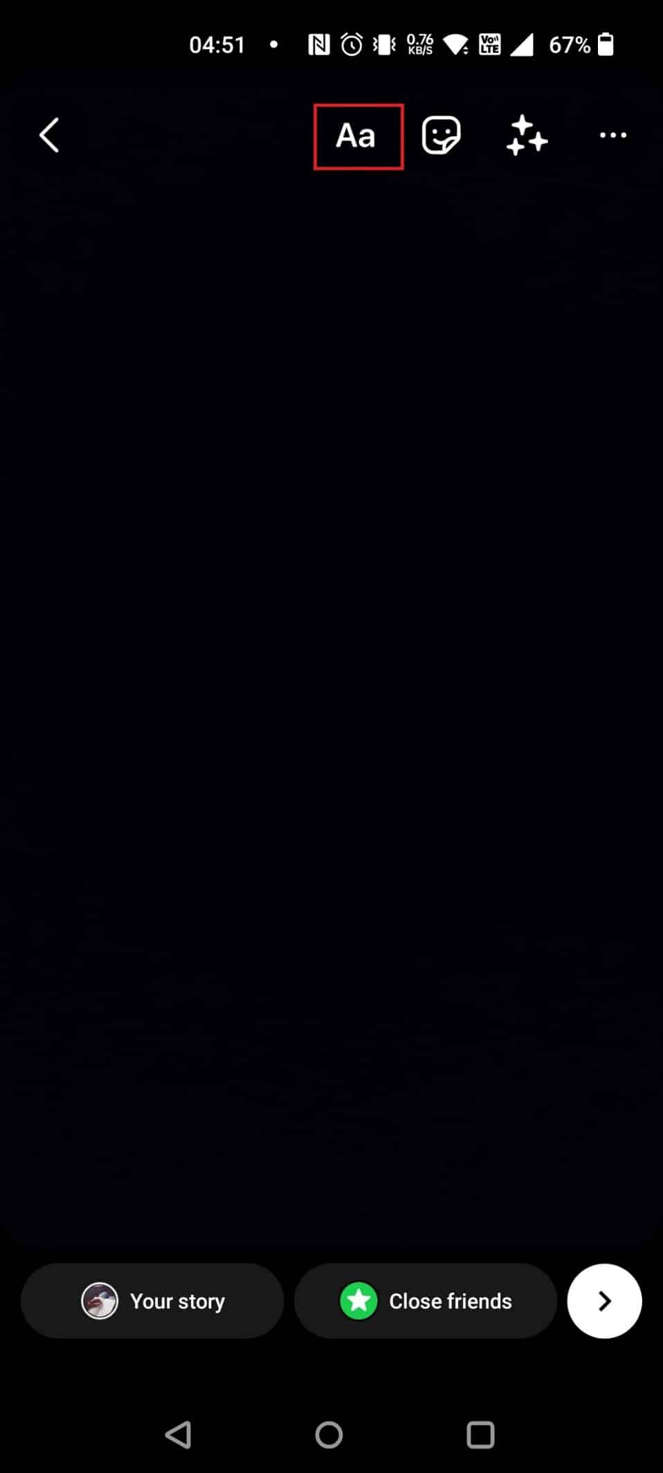 Toque el ícono en la parte superior designado como Aa