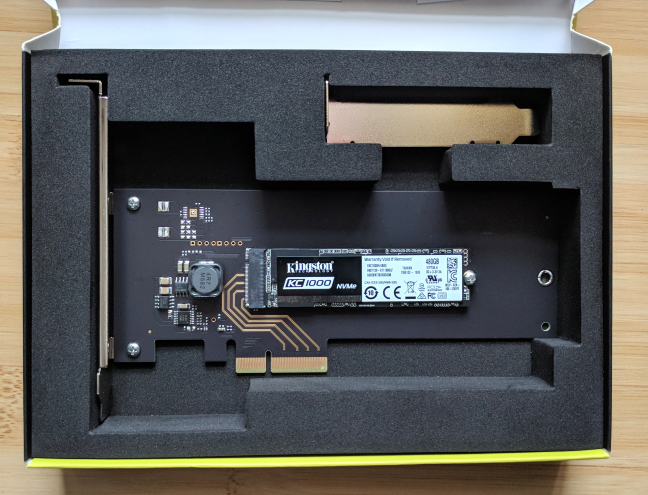 Kingston KC1000 NVMe se puede utilizar tanto en la ranura PCI-Express como en la ranura M.2