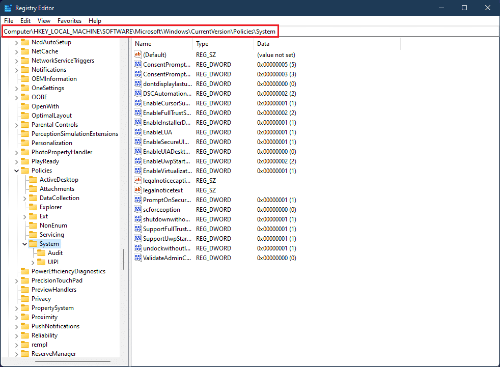 vaya a la ruta de ubicación HKEY LOCAL MACHINE SOFTWARE Microsoft WindowsCurrentVersion Sistema de políticas en el Editor de registro Windows 11