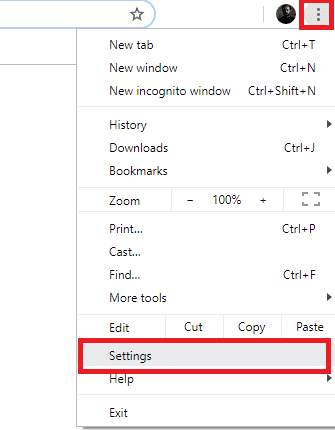 haga clic en el botón de menú ubicado en la parte superior derecha de las ventanas de Google Chrome.  Haga clic en Configuración.
