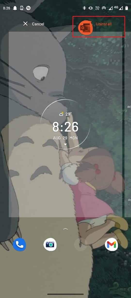 Arrastre el ícono de Outlook al botón Desinstalar