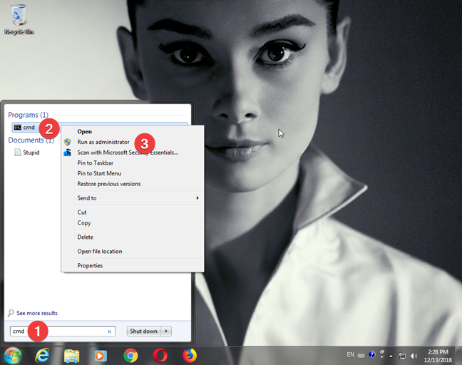Ejecute el símbolo del sistema como administrador, en Windows 7