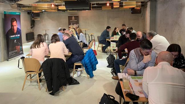 Talleres de Kaspersky Interactive Protection Simulation (KIPS)