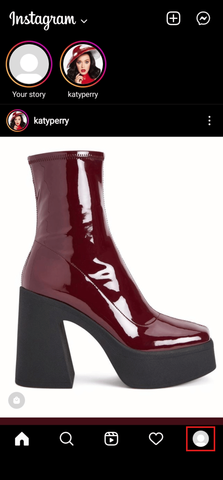 Toque el ícono de perfil en la esquina inferior derecha