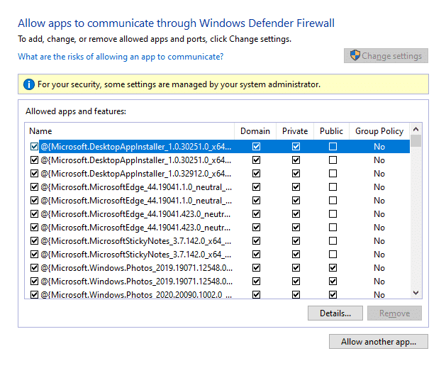 Permitir una aplicación o característica a través de la ventana del Firewall de Windows Defender.