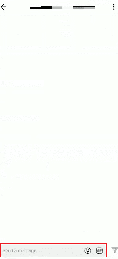 Se abrirá una pantalla de mensaje en su aplicación TikTok.  Toque en el cuadro de mensaje