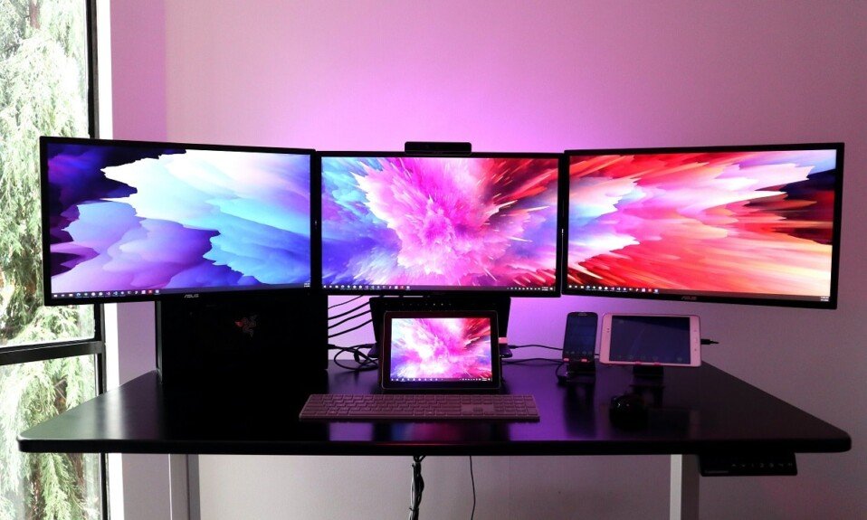 Cómo configurar 3 monitores en una computadora portátil